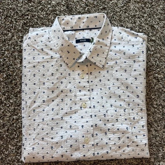 Benson Apparel Button down - Picture 3 of 3